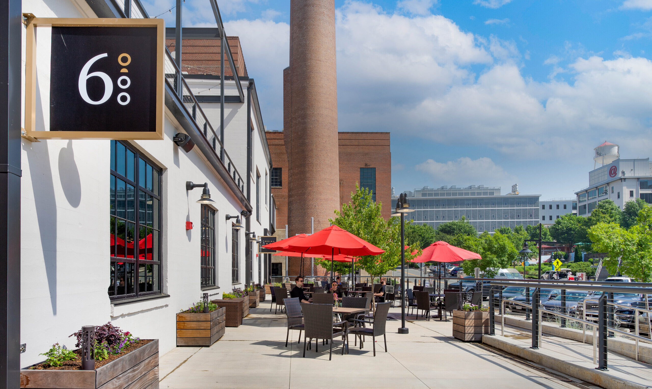 Six Hundred Degrees Restaurant Exterior