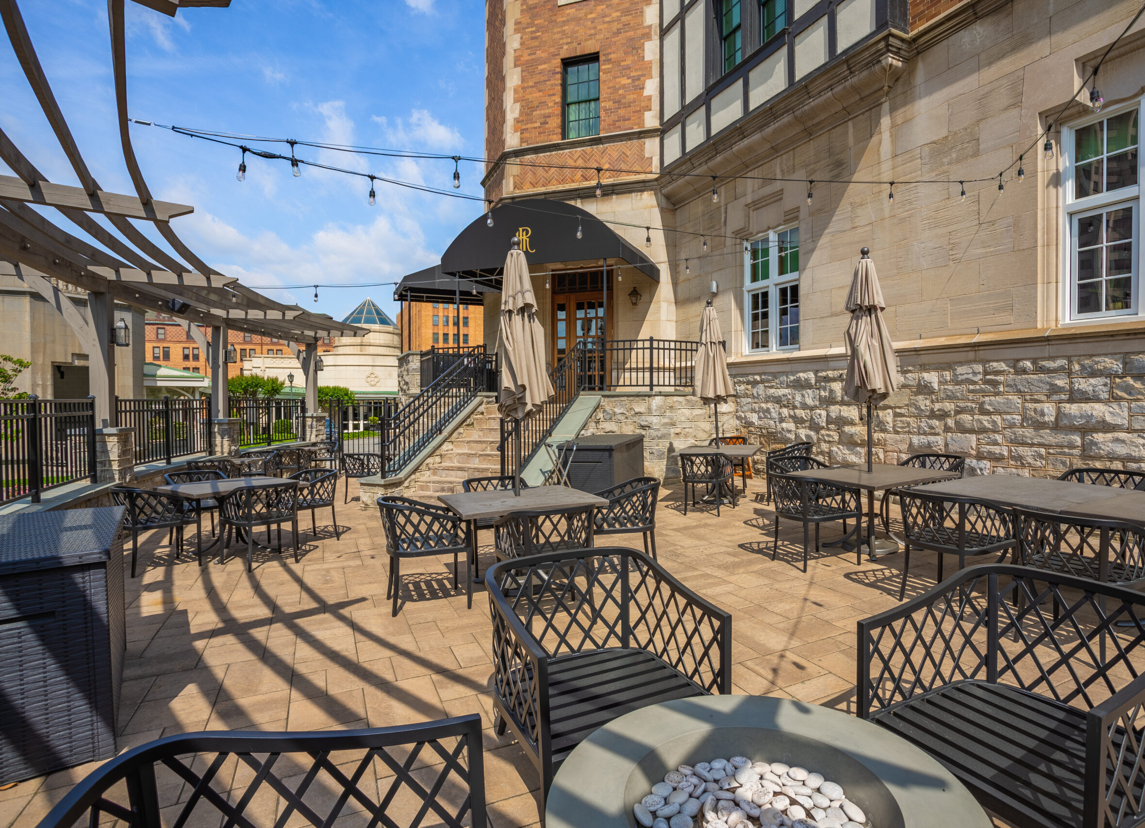 Hotel Roanoke Exterior